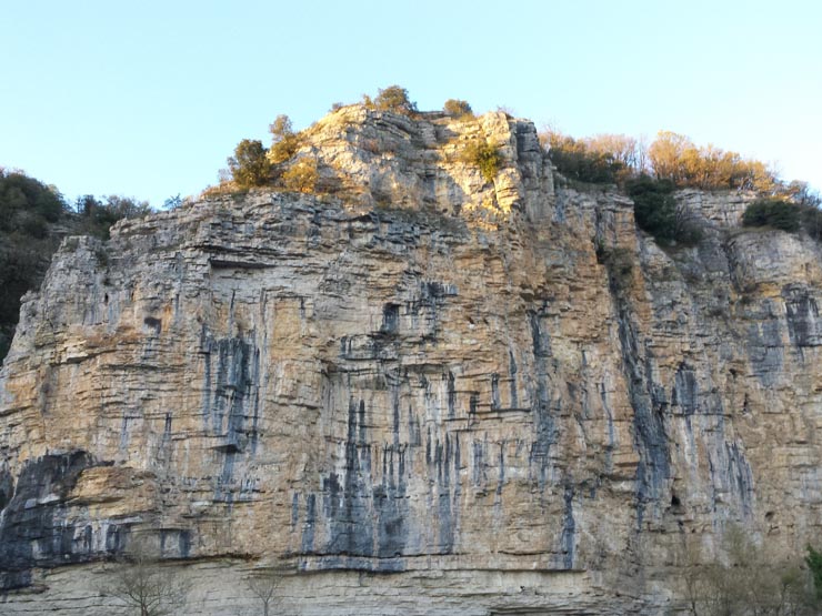 Gluges_Falaise_Dordogne_008